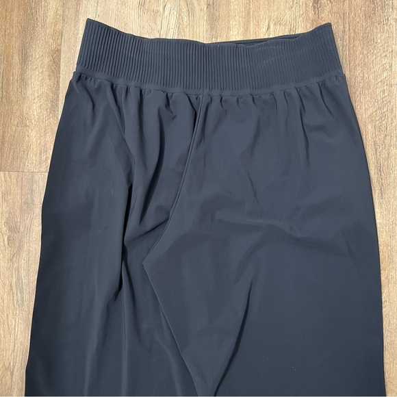 Athleta Cosmic Crop Wide Leg Pants in Black - Picture 5 of 12